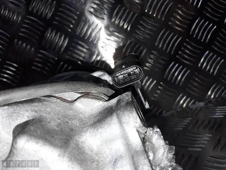 BMW 3 F30 F35 F31 (2012 - 2018) 6452929932804 Компрессор (насос) кондиционера воздуха — фото 5