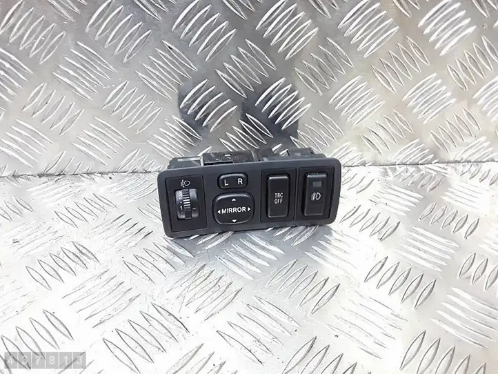 Toyota Corolla E120 E130 (2000 - 2004) 157998 Другие включатели / ручки/ переключатели — фото 1