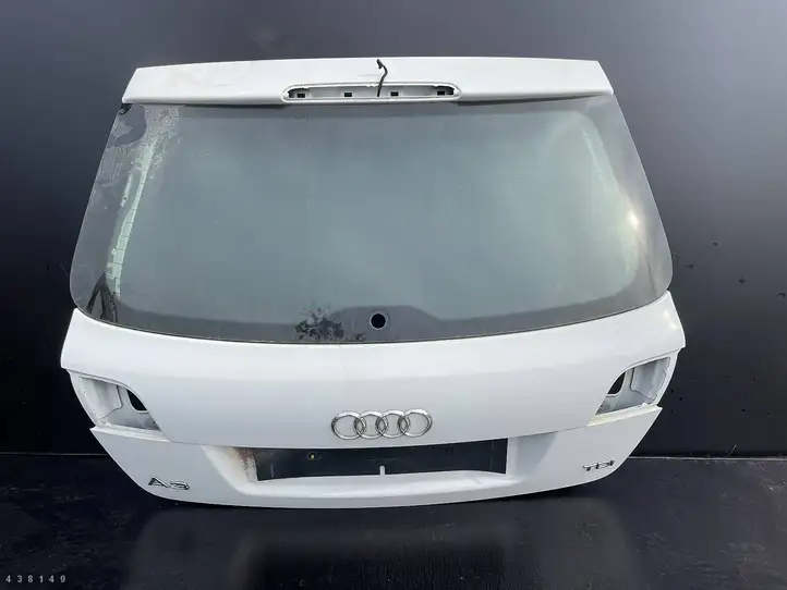 Audi A3/S3 8P (2008 - 2013) Крышка багажника — фото 1