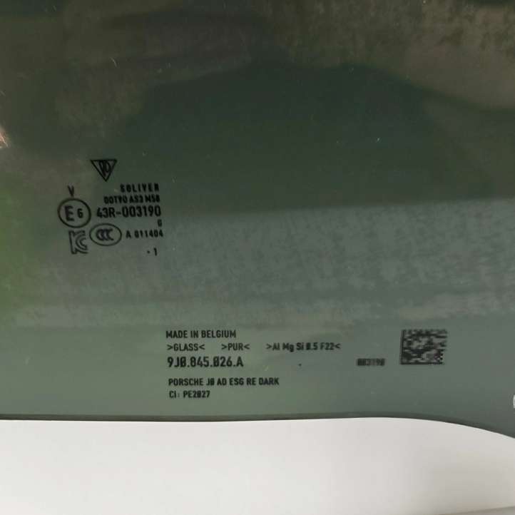 Porsche Taycan 9J1 (2019 - )  9J0845026A Основное стекло задних дверей