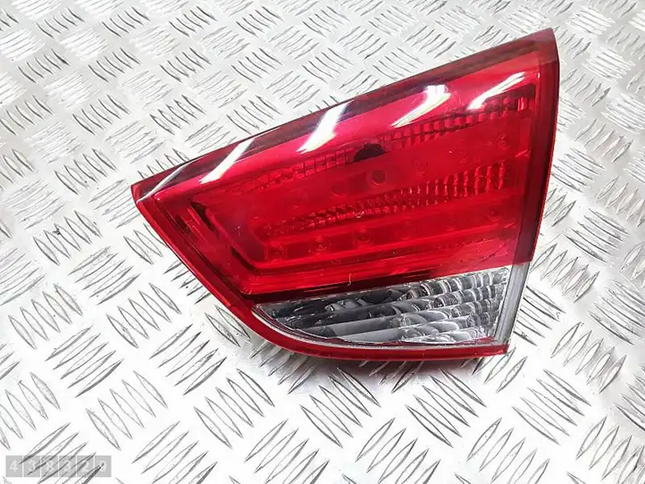 Hyundai ix35 (2009 - 2013) 924062Y0 Задний фонарь в крышке багажника — фото 2