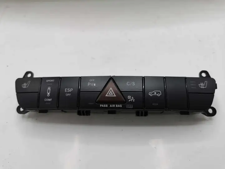 Mercedes-Benz R W251 (2005 - 2013) A2518703310 Другие включатели / ручки/ переключатели — фото 1