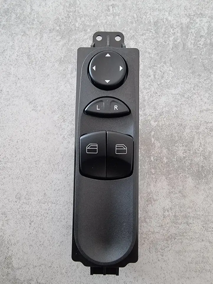 Mercedes-Benz Sprinter W906 (2006 - 2018) A9065451213 Блок кнопок стеклоподъемников — фото 1