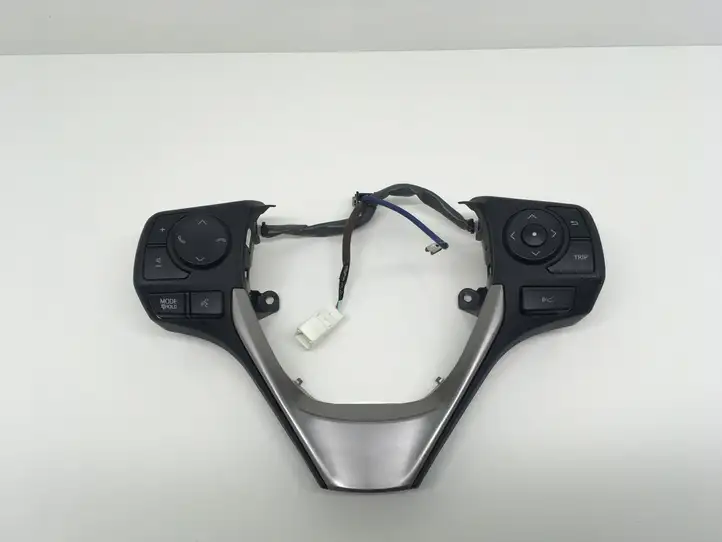Toyota RAV 4 (XA40) (2012 - 2018) 75E566 Кнопки на рулевом колесе — фото 1