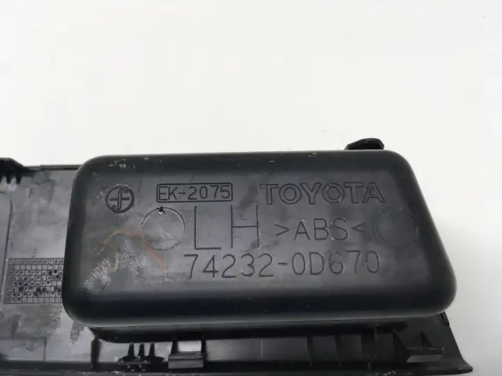 Toyota Yaris (2014 - 2019) 742320D670 Блок кнопок стеклоподъемников — фото 6