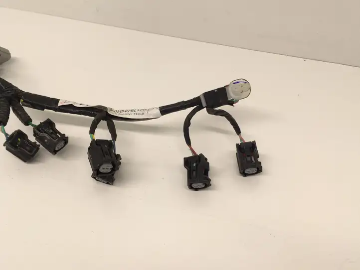 Toyota Yaris (2014 - 2019) 821260H010B Прочая электропроводка — фото 4