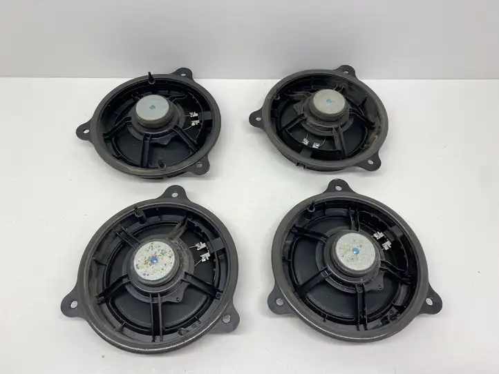 Nissan Qashqai (2010 - 2013) 281569u00a Динамики передних дверей — фото 2