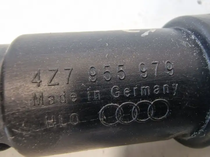 Audi A6 S6 C5 4B (2001 - 2004) 4Z7955979 Распылители омывателя — фото 3