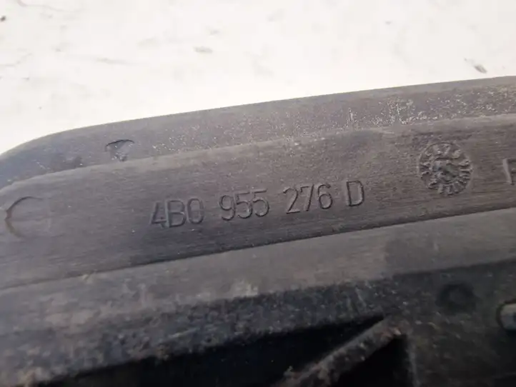 Audi A6 S6 C5 4B (2001 - 2004) 4B0955276D Крышка омывателя фар — фото 3