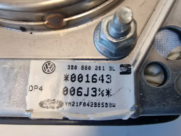 Volkswagen Sharan (2003 - 2010) 3B0880201BL Подушка безопасности руля — фото 3