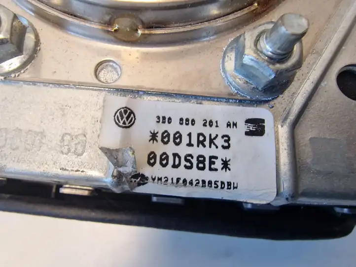 Volkswagen PASSAT B5.5 (2001 - 2005) 3B0880201AN Подушка безопасности руля — фото 2