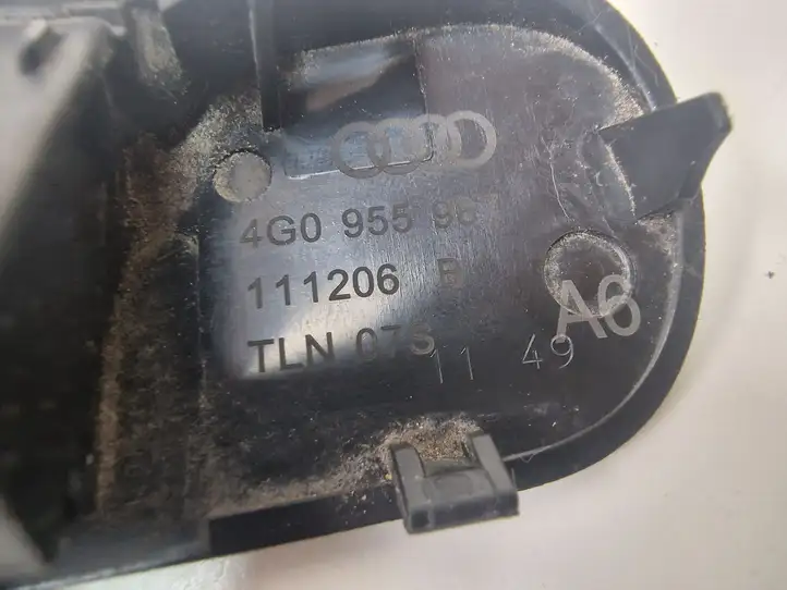 Audi A6 C7 (2011 - 2014) 4G0955987 Форсунка омывателя лобового стекла — фото 3