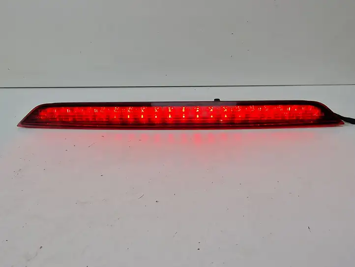 Audi Q7 4L (2005 - 2009) 4L0945097 Дополнительный стоп фонарь — фото 1