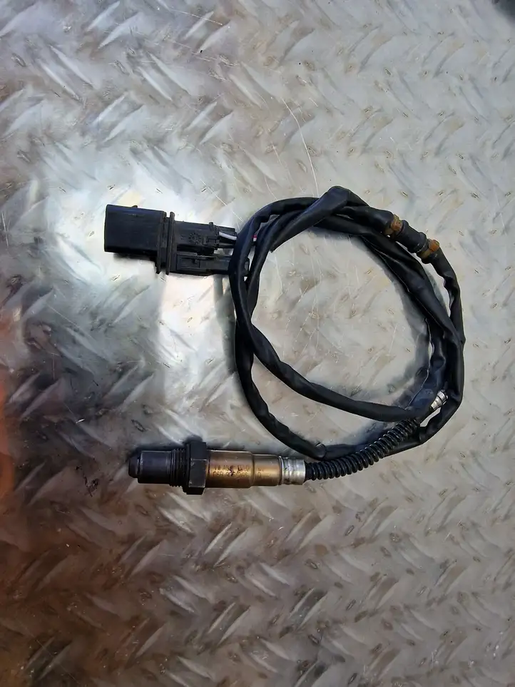 Audi A4 S4 B7 8E 8H (2004 - 2009) 06B906265D Лямбда-зонд — фото 1