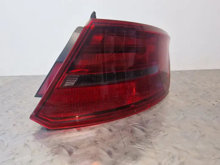 Audi A3/S3 8V (2012 - 2016) 8V4945096 Задний фонарь в кузове — фото 1