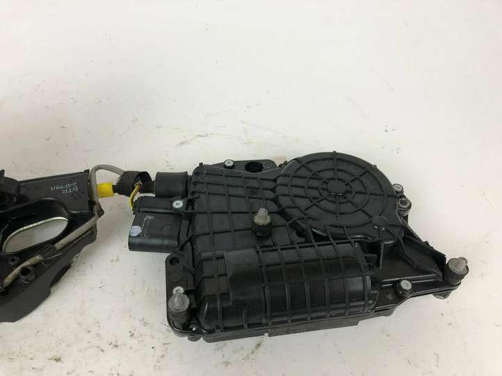 BMW X6 E71 (2008 - 2014)  7167582 Механизм фиксации задней двери