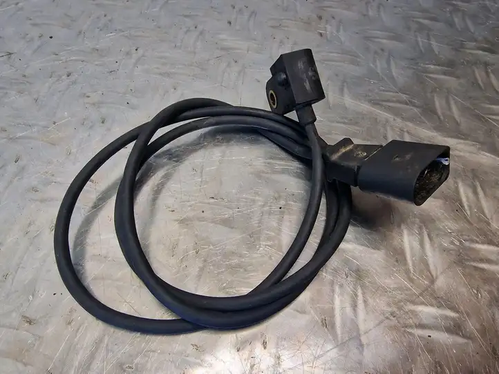 Audi A4 S4 B6 8E 8H (2000 - 2006) 038906433A Датчик распредвала — фото 3