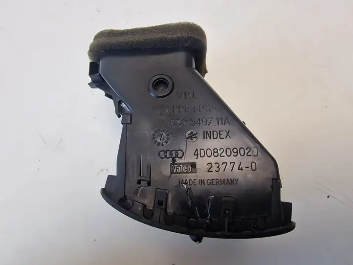 Audi A8 S8 D2 4D (1999 - 2002) 4D0820902J Боковой воздушный дефлектор — фото 4