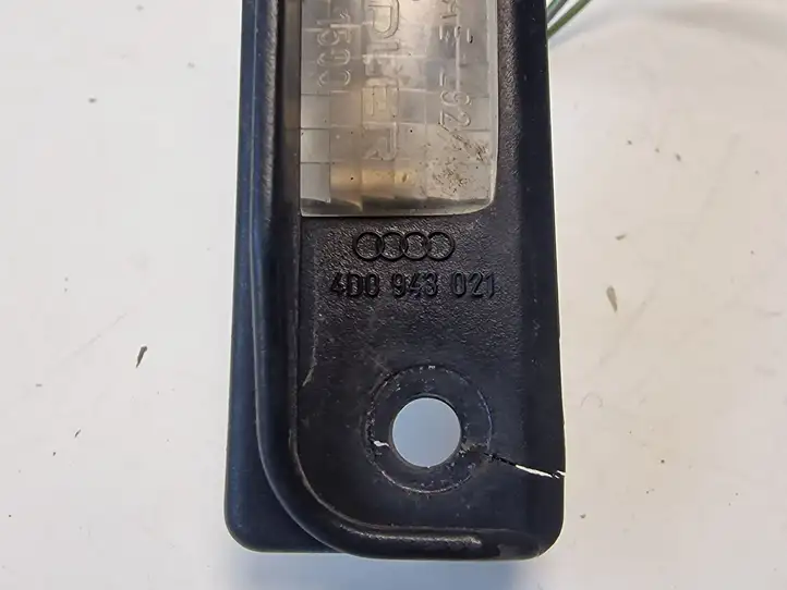 Audi A8 S8 D2 4D (1999 - 2002) 4D0943021 Подсветка номера — фото 3