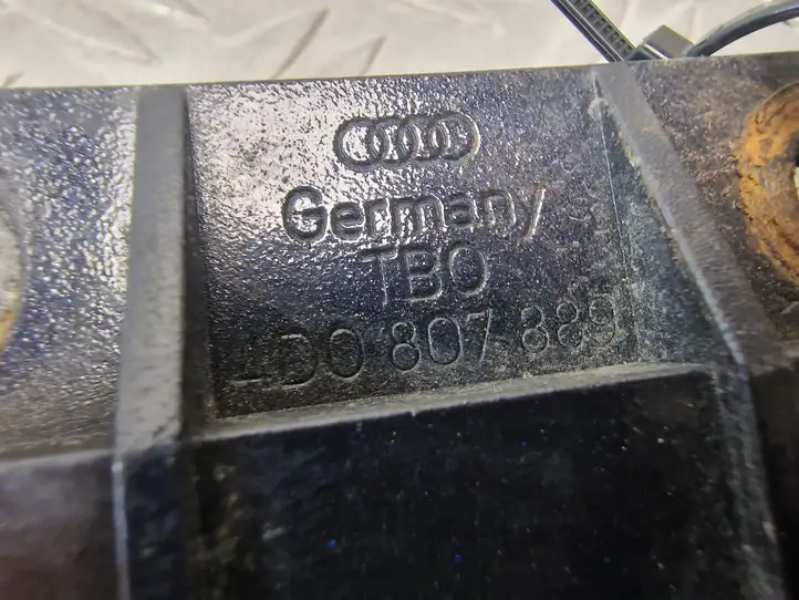 Audi A8 S8 D2 4D (1999 - 2002) 4D0807889 Прочие детали салона — фото 2