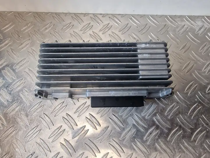Audi A4 S4 B8 8K (2007 - 2011) 8T0035223AD Усилитель звука — фото 1