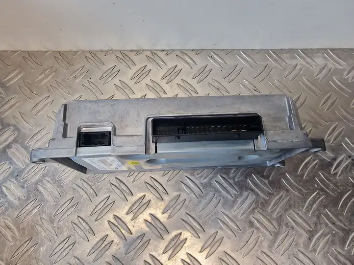 Audi A4 S4 B8 8K (2007 - 2011) 8T0035223AD Усилитель звука — фото 3