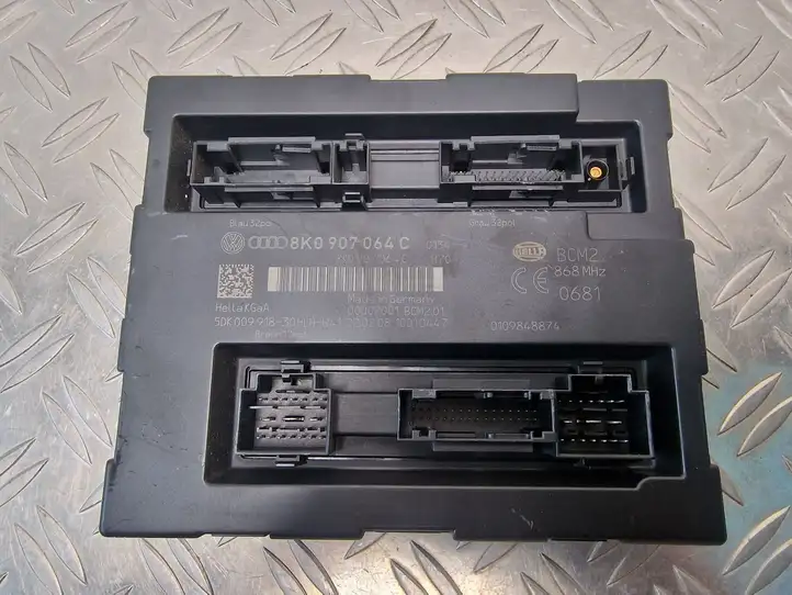 Audi A4 S4 B8 8K (2007 - 2011) 8K0907064C Модуль комфорта — фото 1