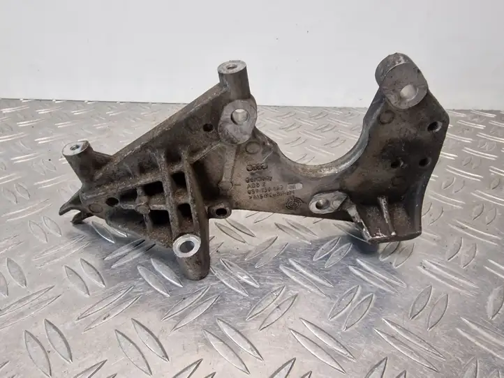 Audi A6 S6 C6 4F (2008 - 2011) 059130147H Кронштейн топливного насоса — фото 1