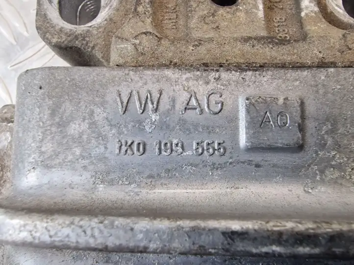 Volkswagen Scirocco (2008 - 2014) 1K0199555AQ Опора двигателя — фото 4