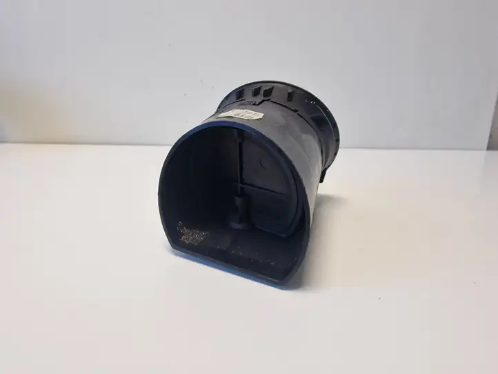 Volkswagen New Beetle (1997 - 2005) 1C0819703 Боковой воздушный дефлектор — фото 2