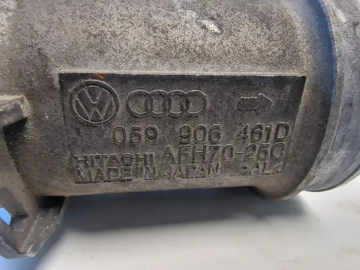Audi A6 S6 C5 4B (2001 - 2004) 059906461D Датчик массового расхода воздуха — фото 3