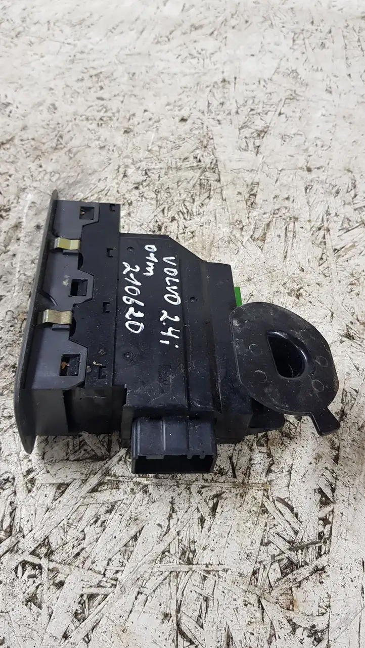 Volvo S60 (2000 - 2004) 8682836 Кнопка стеклоподъемников — фото 3