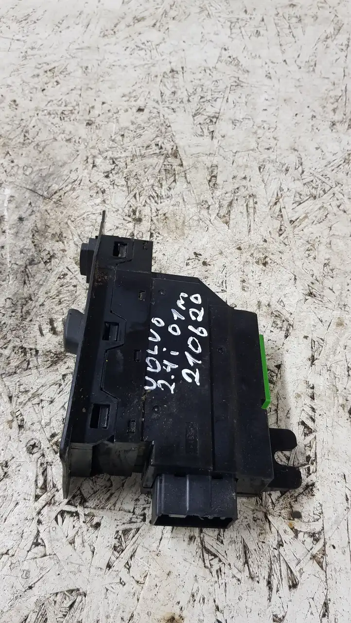 Volvo S60 (2000 - 2004) 8682837 Кнопка стеклоподъемников — фото 1