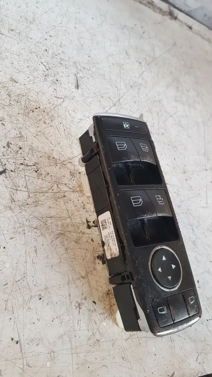 Mercedes-Benz E W212 (2009 - 2016) A2128208210 Блок кнопок стеклоподъемников — фото 2