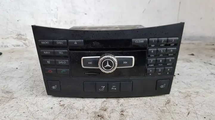 Mercedes-Benz E W212 (2009 - 2016) 2129008716 Магнитола / мультимедийная система — фото 1