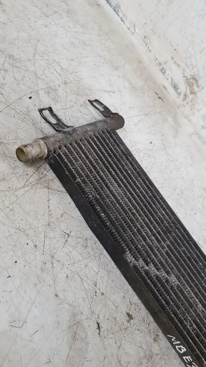 Mercedes-Benz E W212 (2009 - 2016) Радиатор охлаждающей жидкости двигателя — фото 3