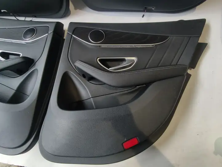 Mercedes-Benz GLC X253/C253 (2015 - ) Комплект отделки дверей — фото 9