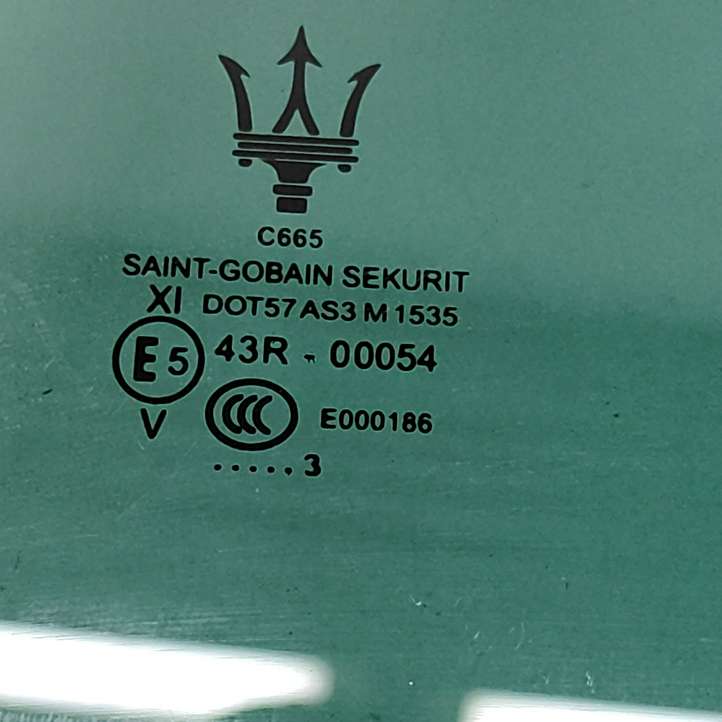 Maserati Ghibli (2013 - 2017)  670038126 Основное стекло задних дверей