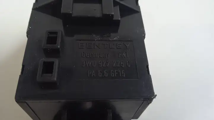 Bentley Continental (2003 - 2017) 3W0927225C Кнопка ручного тормоза — фото 3