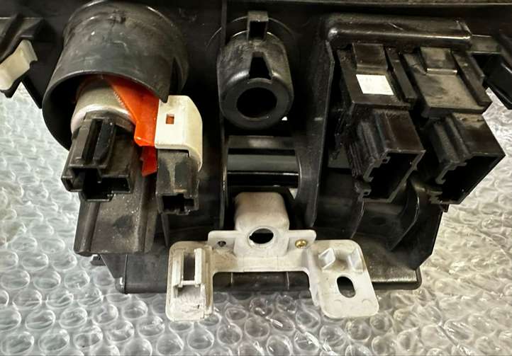 Mazda 3 (2003 - 2006)  BP455211 Отделка пепельницы