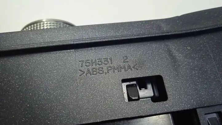 (2017 - ) 75H331 Кнопка ESP — фото 3