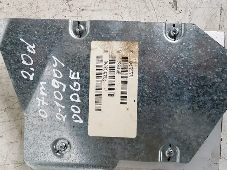 Dodge Caliber (2006 - 2012) 29961AE Усилитель звука — фото 3