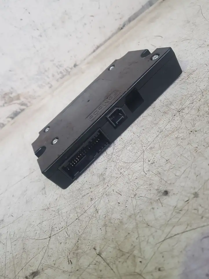 Ford Focus (2011 - 2015) D1BT14D212EB Модуль комфорта — фото 3