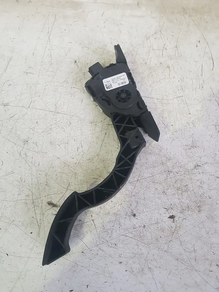 Ford Focus (2011 - 2015) BV619F836AB Педаль акселератора — фото 1