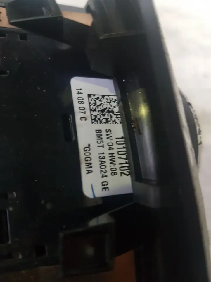 Ford Focus (2011 - 2015) BM5T13A024GE Включатель фонарей — фото 2