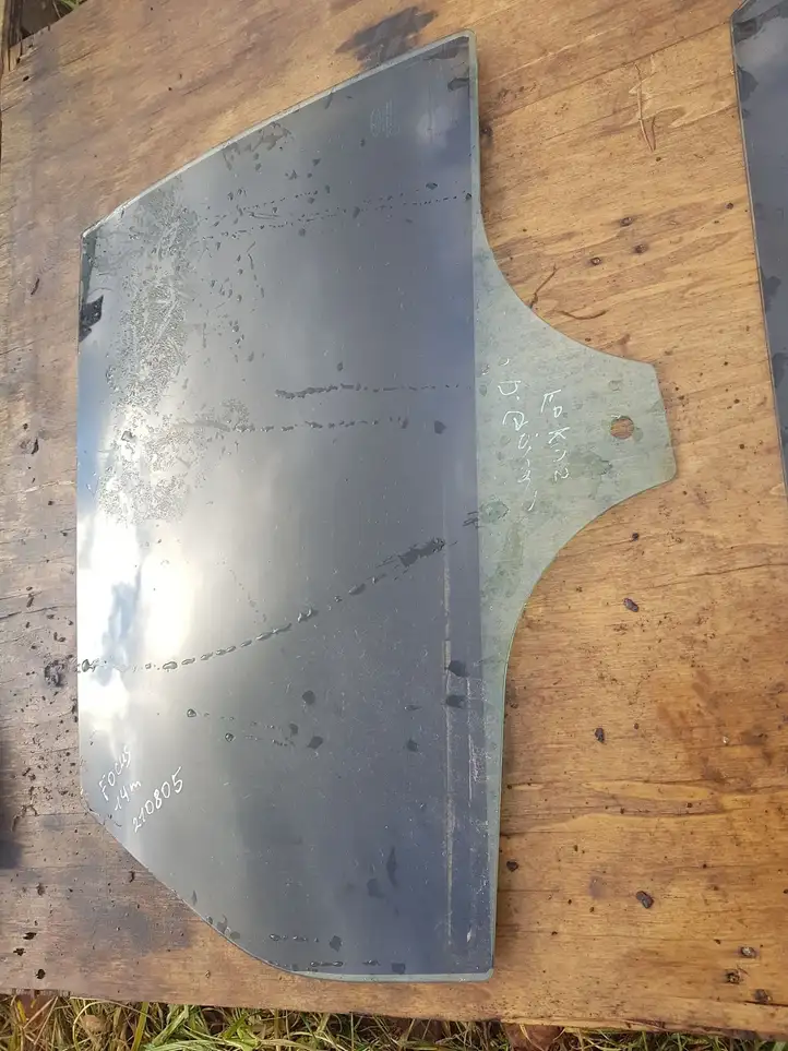 Ford Focus (2011 - 2015) Стекло задней двери — фото 3