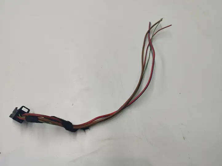 BMW X5 E70 (2006 - 2013) 693188405 Прочая электропроводка — фото 2