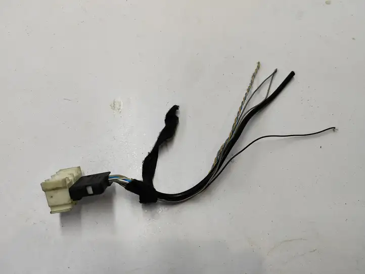 BMW X5 E70 (2006 - 2013) 836465501 Прочая электропроводка — фото 3