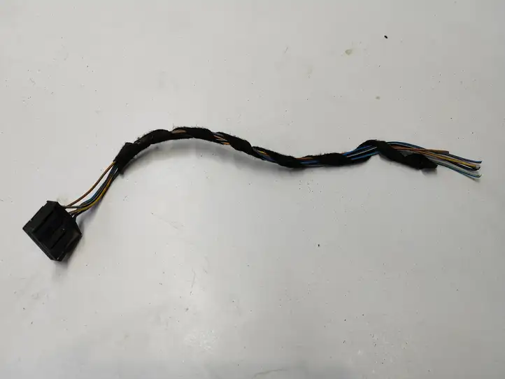 BMW X5 E70 (2006 - 2013) 698475401 Прочая электропроводка — фото 3