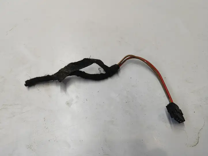 BMW X5 E70 (2006 - 2013) 1378114 Прочая электропроводка — фото 1